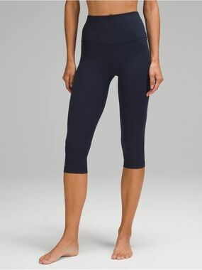 $88 Lululemon Wunderunder Capri Leggings
